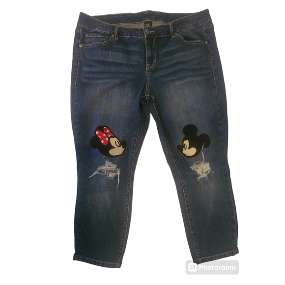 Disney Denim - Torrid Disney Mickey & Minnie Mouse Patch Jean - Medium Wash, Size 18